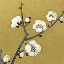 綴れ地鳥の子色蘭菊に梅文刺繍名古屋帯　質感・風合