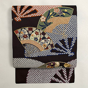 疋田の扇面文に刺繍の名古屋帯