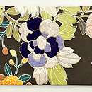 黒地小手毬に牡丹の名古屋帯 前柄