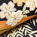 御所車文の名古屋帯　質感・風合