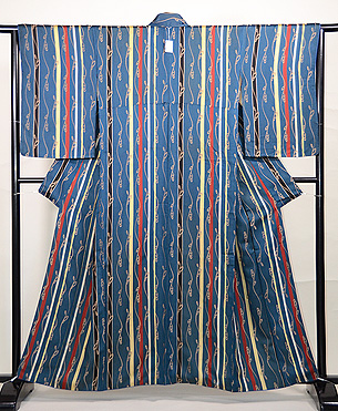 縦縞にワラビ文様小紋