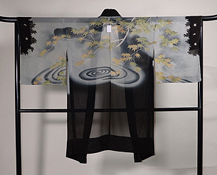 黒地紅葉文様紋錦紗単衣羽織