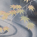 黒地紅葉文様紋錦紗単衣羽織　質感・風合