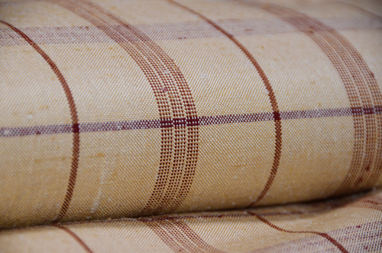 ベージュ系　シンプルな格子柄　単衣紬 fit=scale-down,w=1200