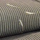 細縞にメダカの単衣付下　質感・風合