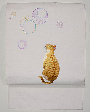 シャボン玉と雉猫ちゃんの刺繍名古屋帯