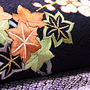 流水に梅紅葉の刺繍名古屋帯　質感・風合