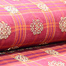 インドネシア 格子に紋織の名古屋帯　質感・風合