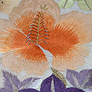 秋の花に雅楽文様刺繍絽縮緬名古屋帯 質感・風合