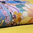 四季の花の刺繍綴れ袋帯　質感・風合