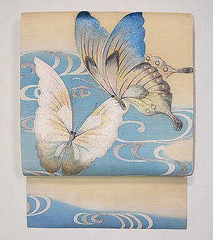 蝶ファミリーの刺繍夏袋帯