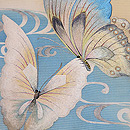 蝶ファミリーの刺繍夏袋帯　質感・風合