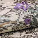 月に秋草刺繍開き名古屋帯　質感・風合