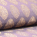 紫根色紋織りの名古屋帯　質感・風合