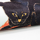 黒猫に桜の刺繍名古屋帯　質感・風合