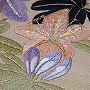 ツツジに蝶の刺繍名古屋帯　質感・風合