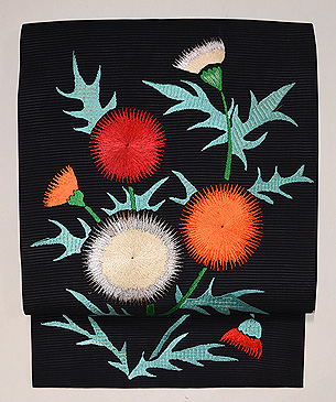 黒地アザミの刺繍夏名古屋帯