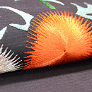 黒地アザミの刺繍夏名古屋帯　質感・風合