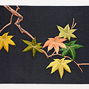 楓枝にメジロの名古屋帯　前柄