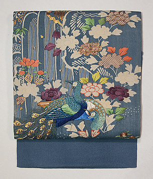 幽谷に孔雀文様名古屋帯