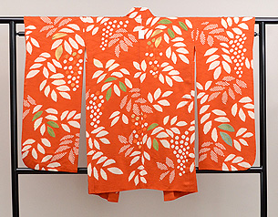 南天の刺繍羽織