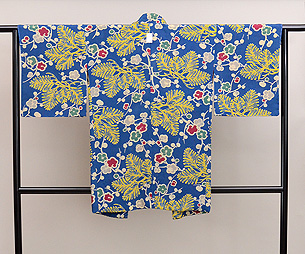 ブルー地梅文様羽織