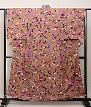 京紫地梅枝文様小紋