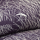 刈り入れにサギ文様絽の小紋　質感・風合