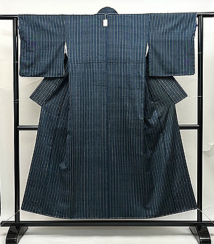 御納戸色縞の伊兵衛織