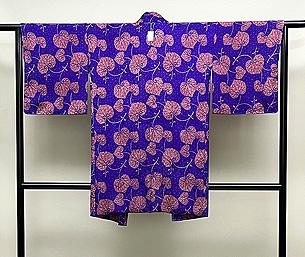 紫地双葉葵文様の羽織