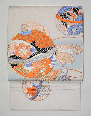 鈴文様刺繍紋織袋帯