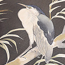 黒地カワセミ文様染め絽の名古屋帯　質感・風合