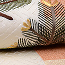 石畳文様に若松刺繍の名古屋帯　質感・風合