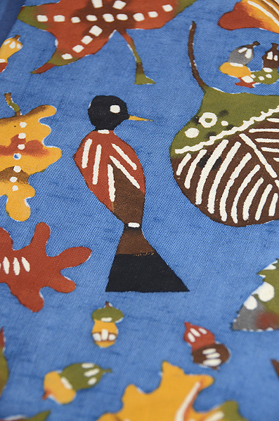 柚木沙弥郎作 鳥と落ち葉とどんぐりの型染名古屋帯