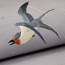 飛翔燕の刺繍名古屋帯　質感・風合