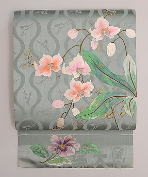 立涌に春蘭の刺繍開き名古屋帯