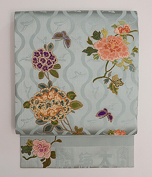 立涌に牡丹の相良刺繍名古屋帯