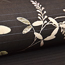 黒地萩文様絽の名古屋帯　質感・風合