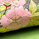桜の枝にオウム刺繍名古屋帯　質感・風合