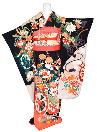 四君子花車雪輪文黒引き振袖