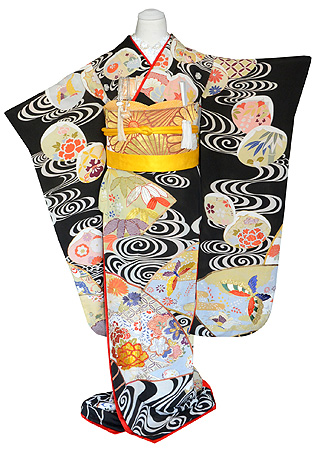 観世水貝合わせの図黒引き振袖